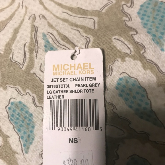 Michael Kors Purse - Picture 3 of 4